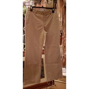 WB #1042. New, Old Navy Pants Size 6
